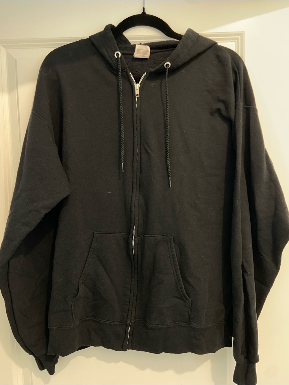 Hanes Black Full-Zip Hooded Sweatshirt